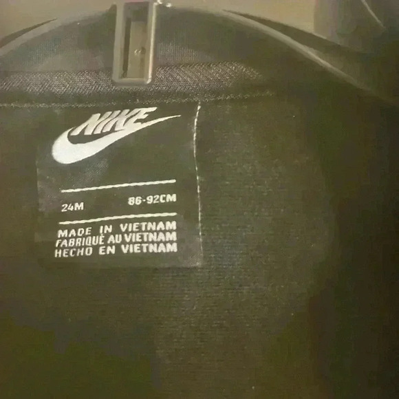 Nike Zip Up Track Performance Jacket Black White Neon Green Boys‎ 24M NWOT - Picture 4 of 8